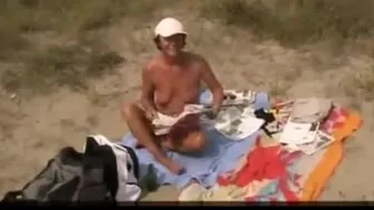 Beach Masturbation.avi