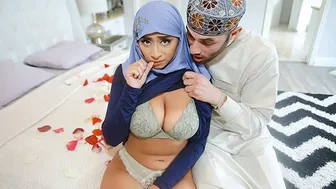 Religious Muslim With Massive Natural Tits Violet Myers Gets Facial After Hard Fuck