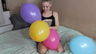 Naughty Teen Babe Ballon Fun