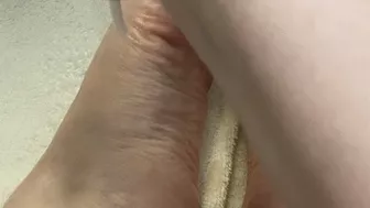 Rubbing Lotion On Feet