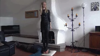 Gloria - I Love To Destroy Your Face Under My Feet - Brutal Facestanding And Facetrampling In Stockings