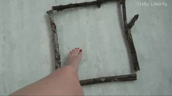 Tiny Gladiator Arena Fears Goddess Feet - Stella Liberty With Giantess Soles - Hd Mp4