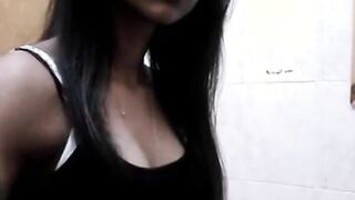 Mumbai College Babe Tanushree Teasing