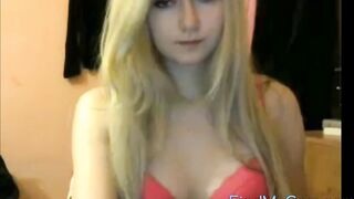 Cute Girl On Webcam Works He Beaver