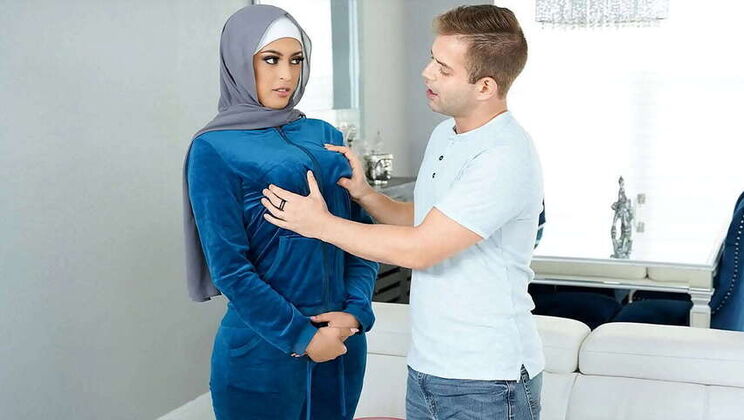 American Man Passionately Fucks Veiled Teenager With Big Dick - American Hijab Lust