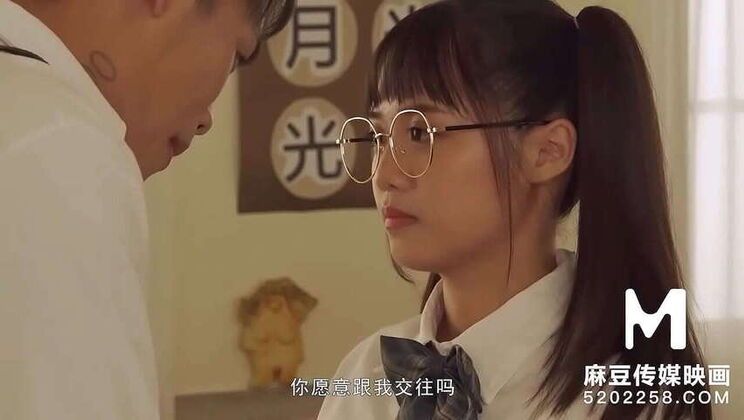 New Schoolgirl's Debut: Shy Asian Freshman Wen's First Day - Original Video